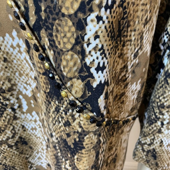 Ruby Red V Neck Beaded Faux Crossover Top Sz 1X - Picture 6 of 9